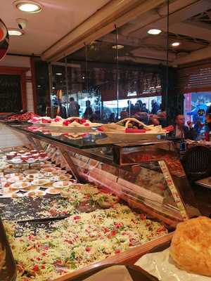 Namli Sarkuteri And Cafe