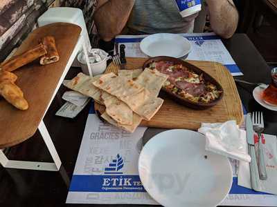 Bafra Pide Coşkun Kuru