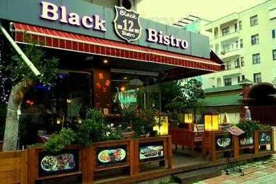 Black 12 Bistro