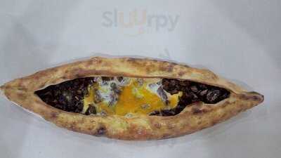 Kardeşler Karadeniz Pide