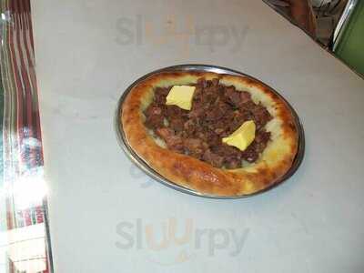 Kardeşler Karadeniz Pide