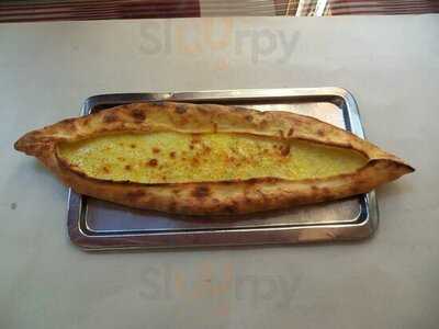 Kardeşler Karadeniz Pide