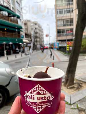 Meşhur Dondurmacı Ali Usta