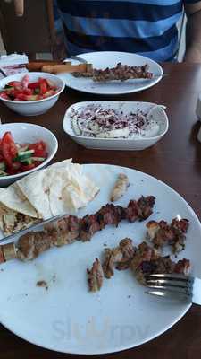 Yörem Cağ Kebap & Döner