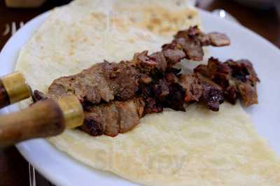 Yörem Cağ Kebap & Döner