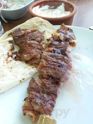 Yörem Cağ Kebap & Döner