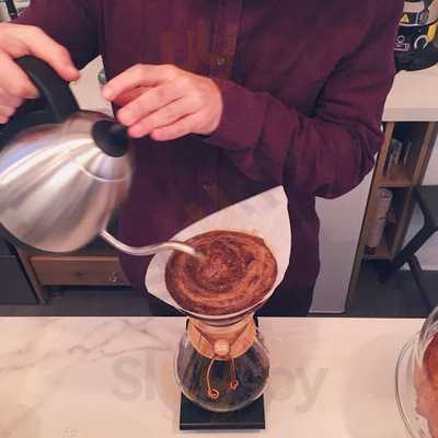 Kamarad Coffee Roastery