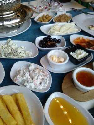 Hacıbaşar Kebap Baklava