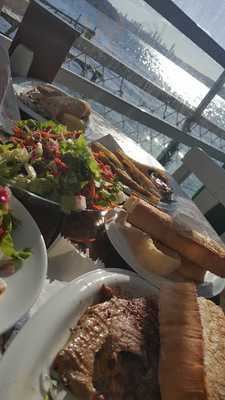 Beykoz Izgara Balık