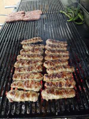 Aydın Kardeşler Köfte Salonu