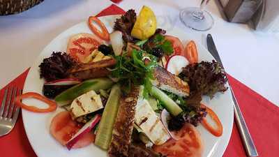 Hayata Sarıl Lokantası