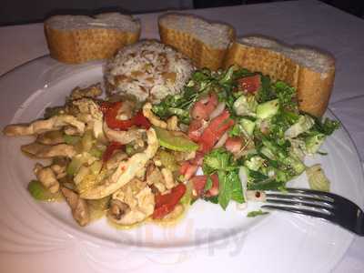 Hayata Sarıl Lokantası