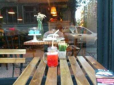 Tel Dolap Cihangir Cafe