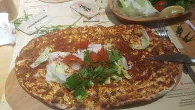 Dayı Kürek Lahmacun