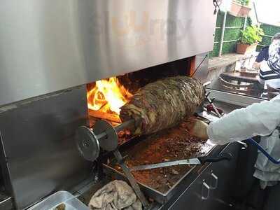 Yaşar Usta Cağ Kebap Salonu