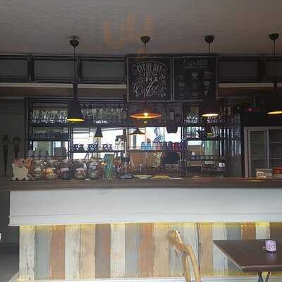 Safiye Cafe & Brasserie