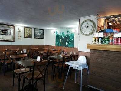 Meshur Kirecburnu Midye Ve Balik Evi