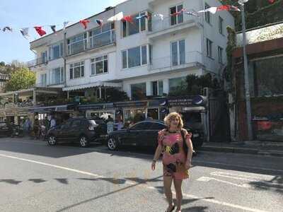 Meshur Kirecburnu Midye Ve Balik Evi