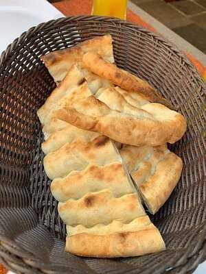 Yarenler Cafe & Restaurant