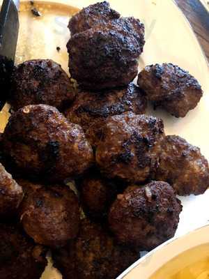 Lezzet Et Lokantası