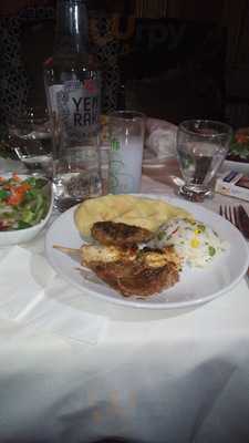 Le Chateau Restaurant