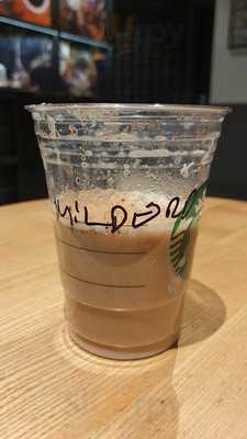 Starbucks Altiyol