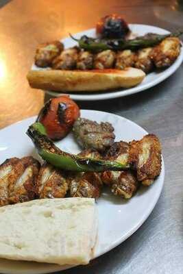 Meşhur Mahmutbey Kanatçısı