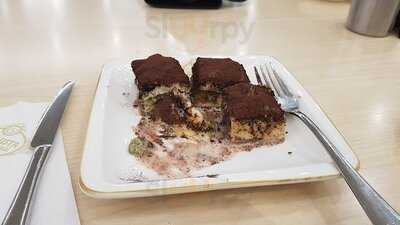 Nuri Usta Burma Kadayif & Baklava