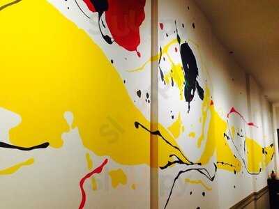 Pico Karakoy Italian Eatery