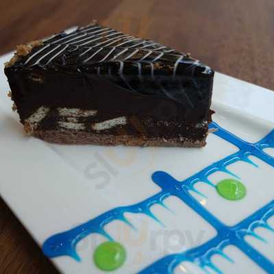 Tarihi Çinili Fırın Börekçisi