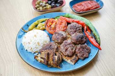 Oblomov's Köfte Kanat