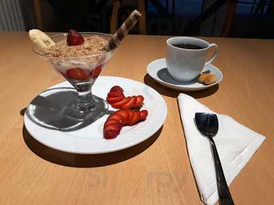 Alfred Cafe & Restaurant