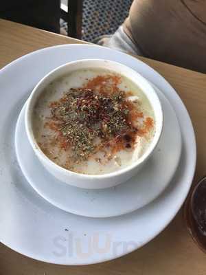 Yeni Fenerbahce Iskembe & Kebap Salonu