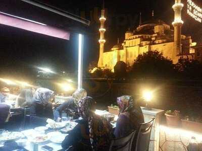 Türk Dünyası Zinnet Restaurant