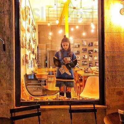 Ilmisimya Cafe & Art Space