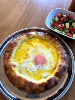 Koçari Karadeniz Pide