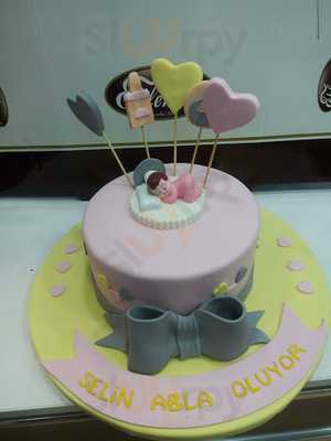 Ustun Palmiye Pastanesi