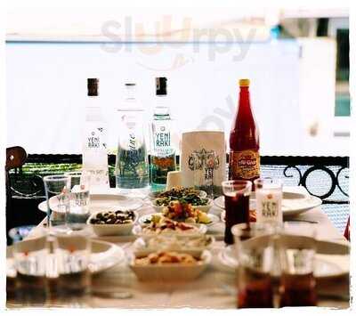 Müzeyyen'in Balkonu