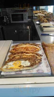 Meşhur Sarıyer Börekçisi Karaköy