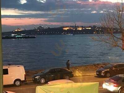 Yesilçam Cafe & Bistro