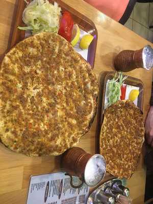 Tas Firin Lahmacun
