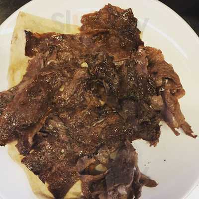 Tarihi Demirci Döner Lokantası