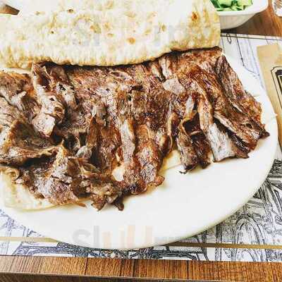 Tarihi Demirci Döner Lokantası