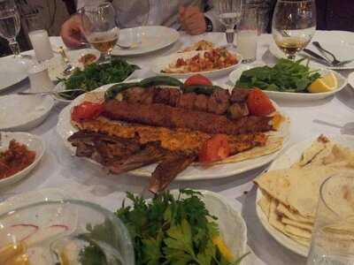 Adana Yüzevler Kebap