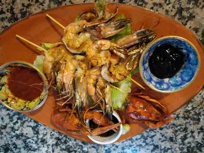 Island Lounge African Intercontinental Restaurant & Bar