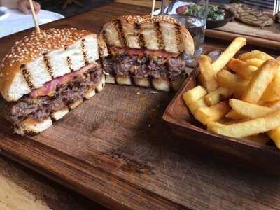 Taylan Şef Steak House