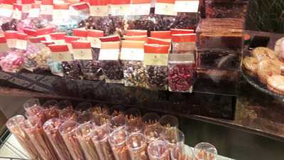 Yağcıoğlu Pastaneleri