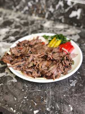 Dönerci Engin Usta`nın Yeri