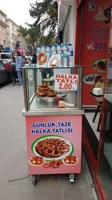 Meshur Adiyaman Cig Koftecisi Omer Usta