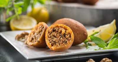 Meshur Adiyaman Cig Koftecisi Omer Usta